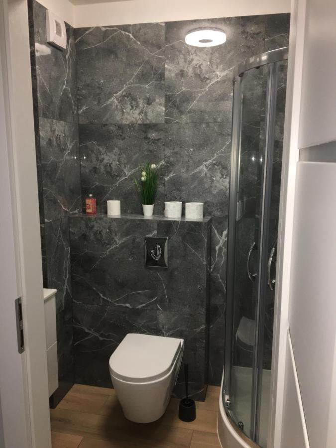 Apartament Sloneczne Tarasy Neo Dziwnówek Buitenkant foto