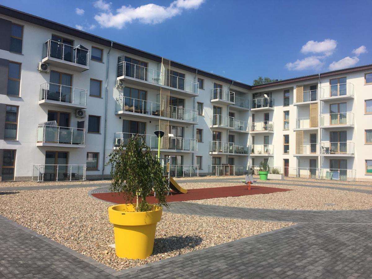 Apartament Sloneczne Tarasy Neo Dziwnówek Buitenkant foto