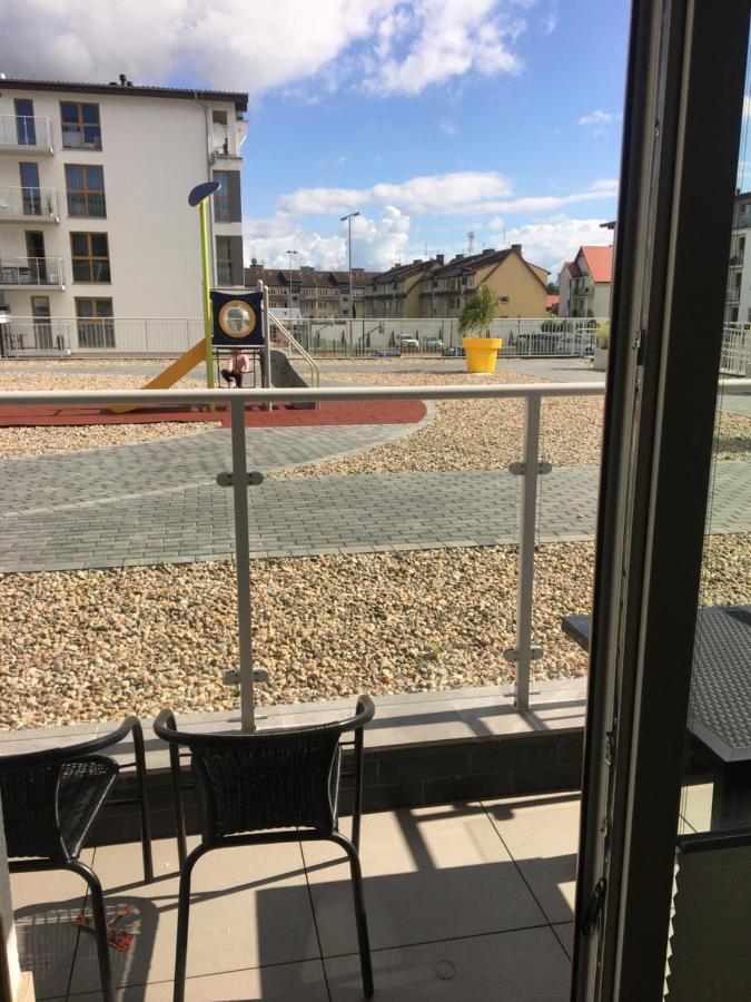 Apartament Sloneczne Tarasy Neo Dziwnówek Buitenkant foto